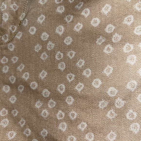 Levi’s High Rise Shorts - Picture 5 of 6